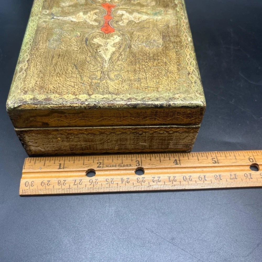Vintage Hinged‎ Trinket Box Gilt Painted Italian Florentine Jewelry Keepsake Box